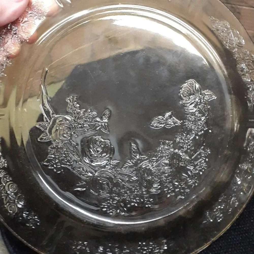 4 Vtg. Federal depression glass Sharon Cabbage Rose plate, snack pl , 2 sherbert